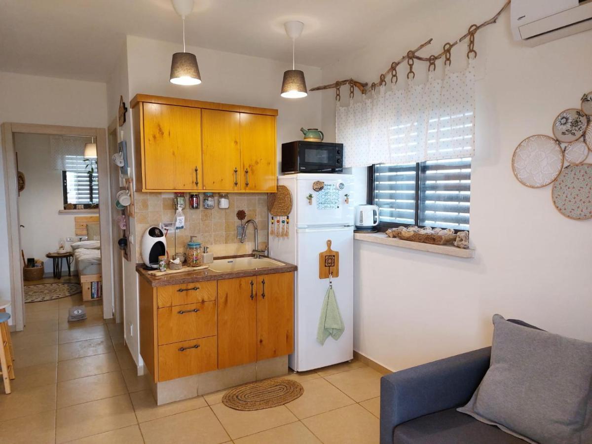 צמח בר Apartment Midreshet Ben Gurion Bagian luar foto