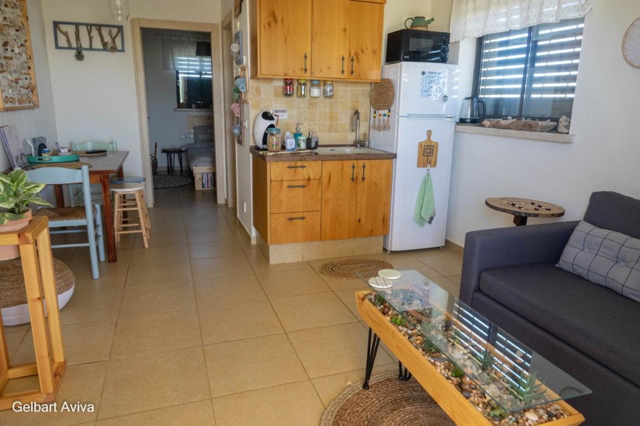 צמח בר Apartment Midreshet Ben Gurion Bagian luar foto